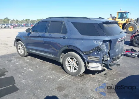 2021 Ford Explorer Xlt z USA, uszkodzony, nr VIN 1FMSK8DH5MGC16209